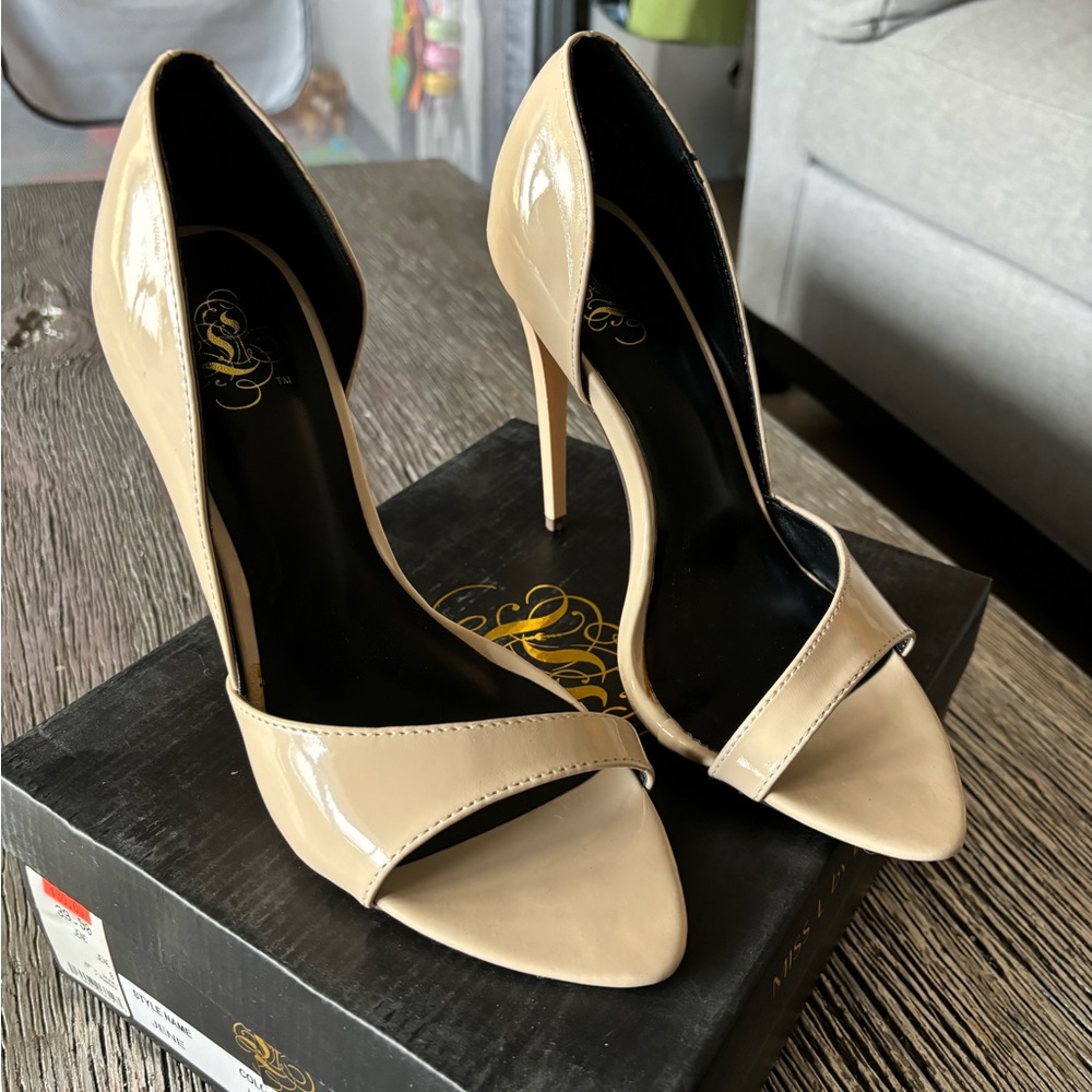 Miss L by Liliana Jene heels size 8 - nude color - worn once - beautiful shoe
